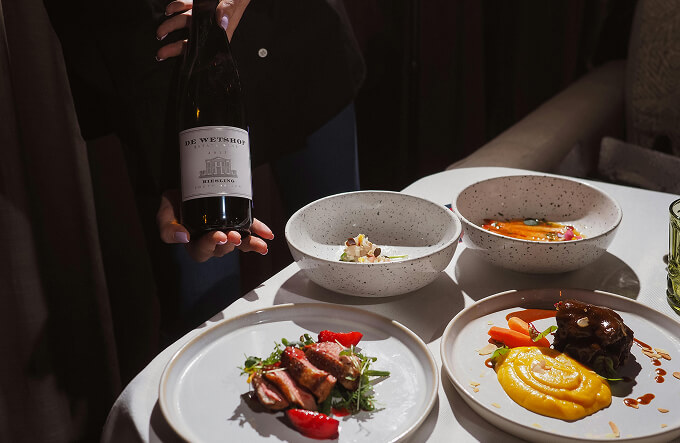 fine dining image